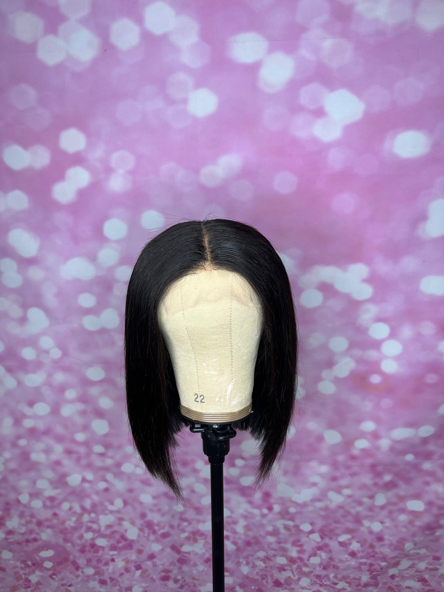 D- Lovely Luxxe Straight Bob 5x5 Closure Wig/Unit