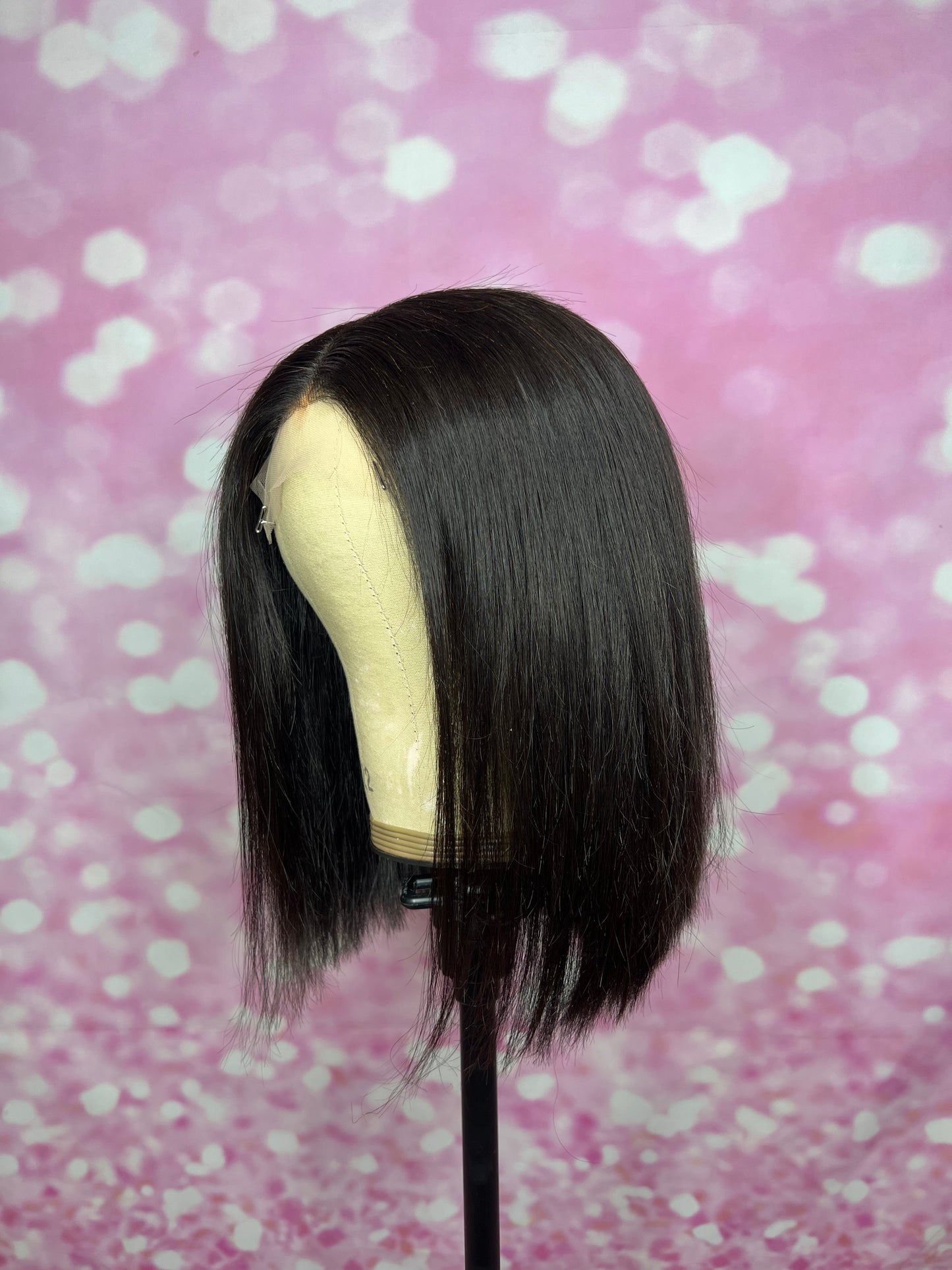 D- Lovely Luxxe Straight Bob 5x5 Closure Wig/Unit